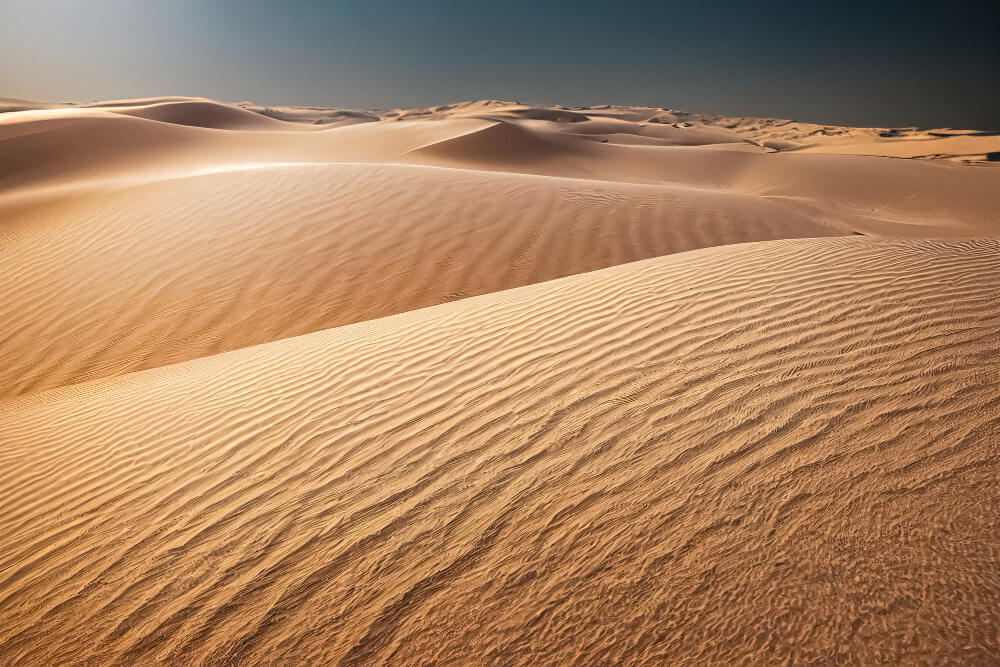 background-with-realistic-sand-dunes