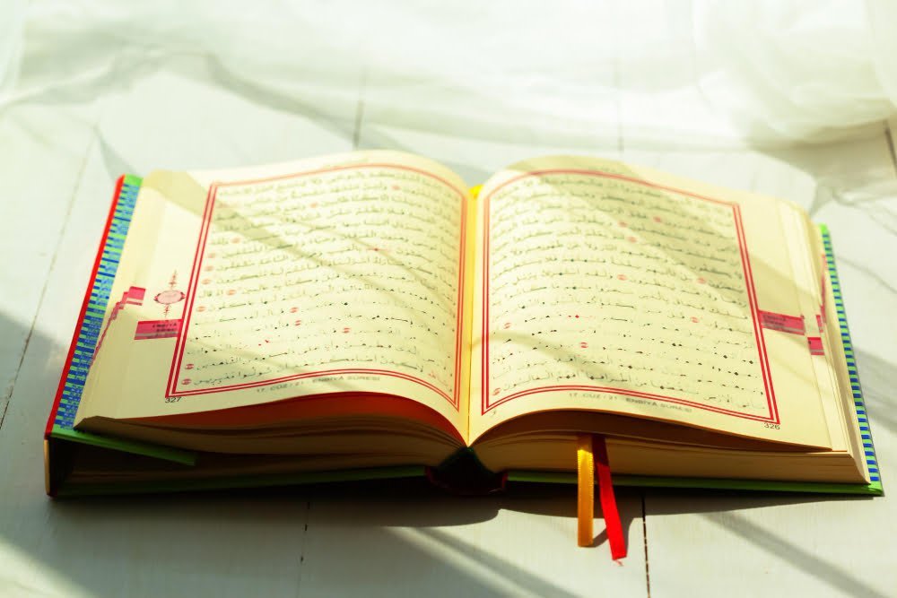 koran-holy-book-muslims