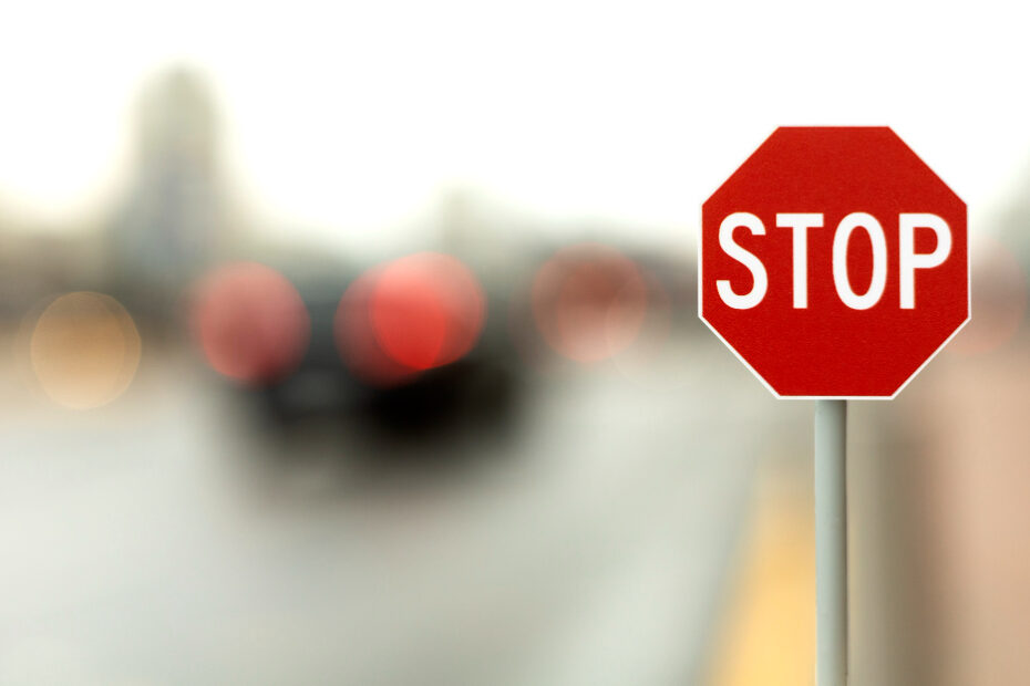 stop-sign-city