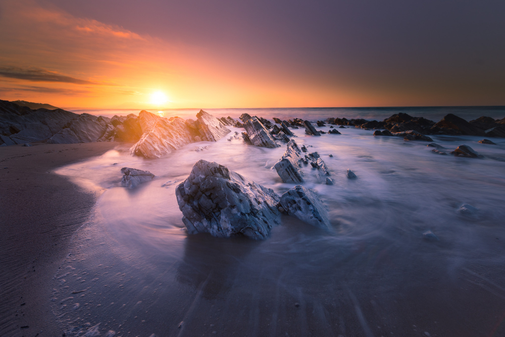 sunset-bidart-s-beach-biarritz-basque-country